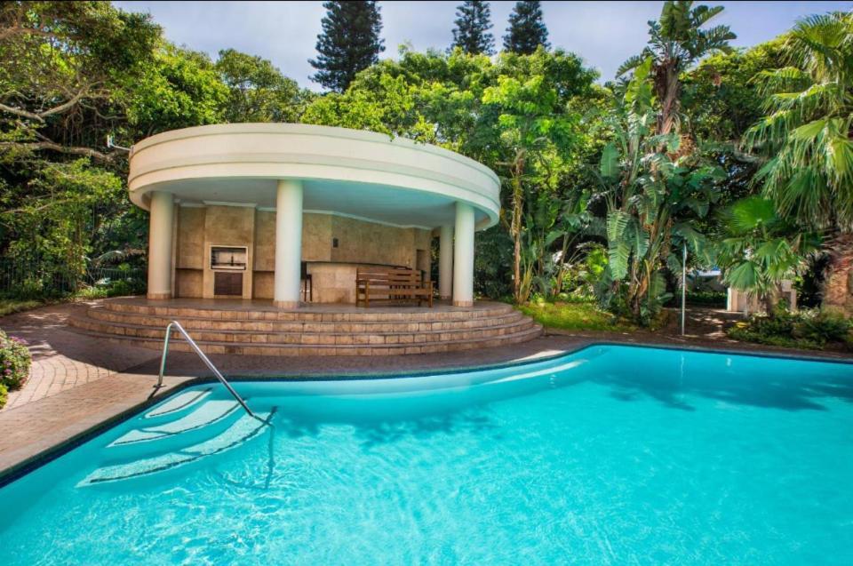 202 On Oyster Rock Apartment Durban