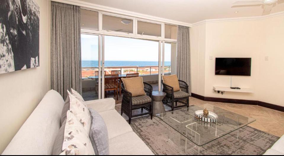 Apartment 202 On Oyster Rock